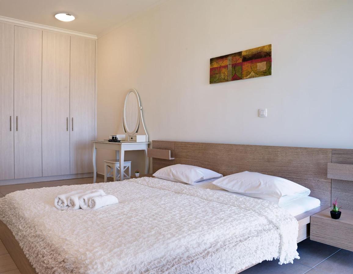 Luxury Villa Verna 林都斯 外观 照片